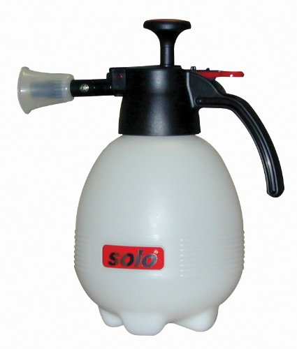 Solo 418-2L 2-Liter One-Hand Pressure Sprayer, Ergonomic Gardening, Fertilizin