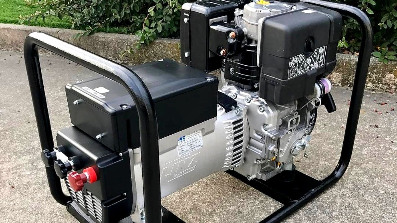 How to Wire an Alternator As a Generator